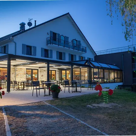 ホテル Restaurant Le Cleebourg