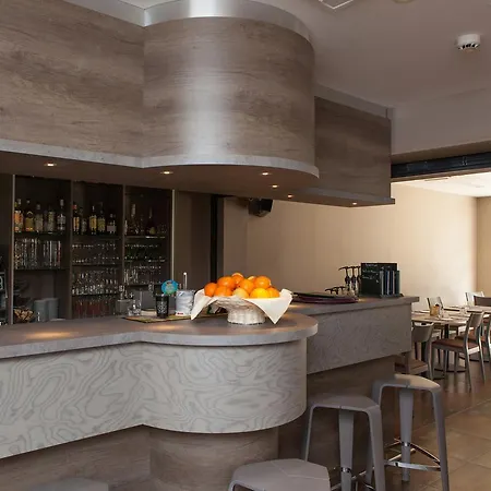 Hotel Restaurant Le Cleebourg 3*