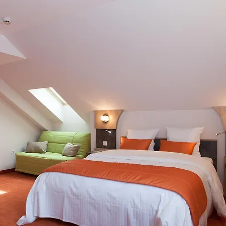 Hotel Restaurant Le Cleebourg 3*